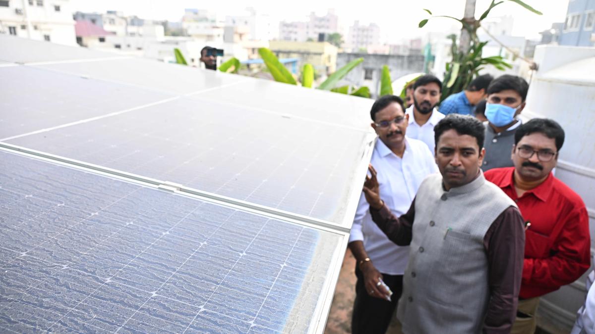 MP, Collector urge public to install solar panels on roof tops