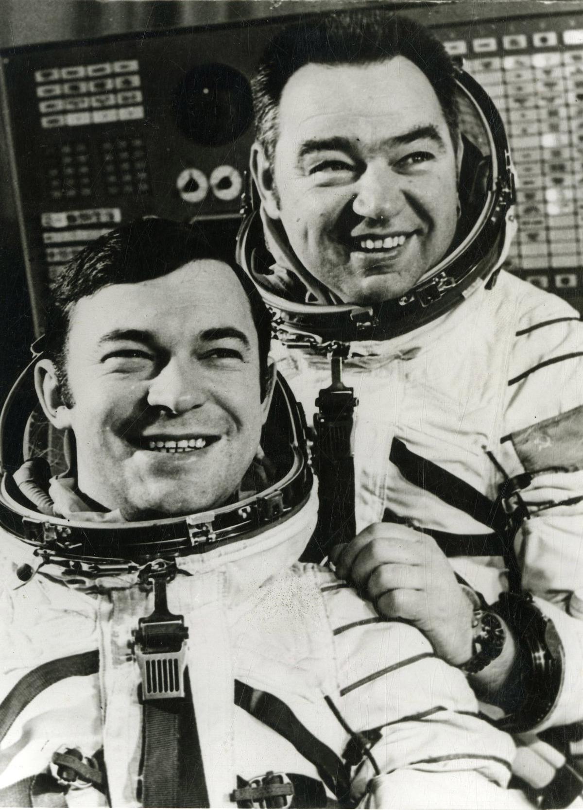 Yuri Romanenko (left) and Georgi Grechko. 