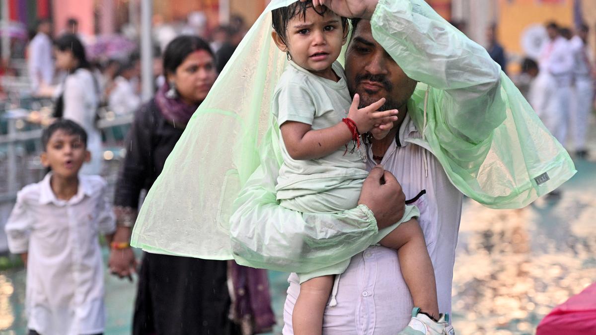 IMD issues yellow alert, forecasts moderate rain today