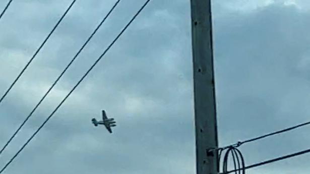 Plane circling Mississippi city threatens to crash