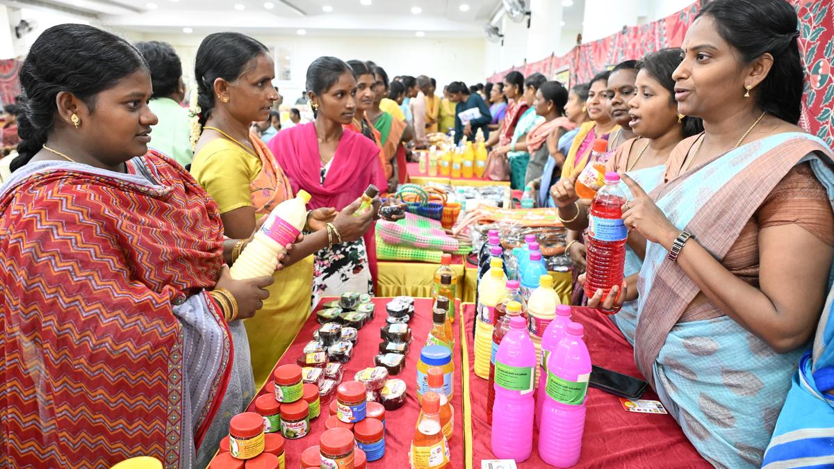 40 MoUs signed between women self-help groups and buyers in Salem