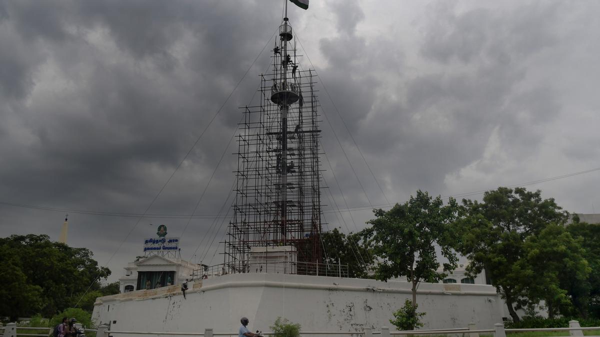 Flagpole at Fort St. George being refurbished