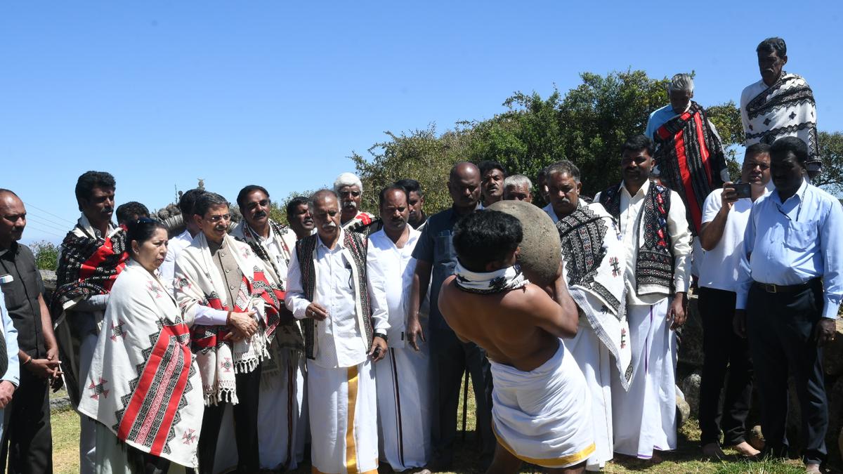 T.N. Governor visits Toda village in Ooty