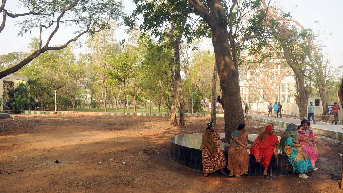 Chennai Corporation to build badminton court at Millennium Park