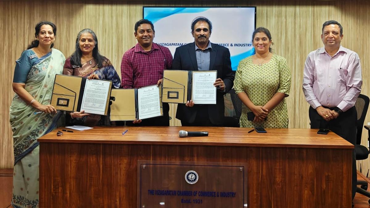 Women’s wing of Vizagapatam Chamber of Commerce and Industry partners with ā hub and TiE Vizag to empower women entrepreneurs in Visakhapatnam