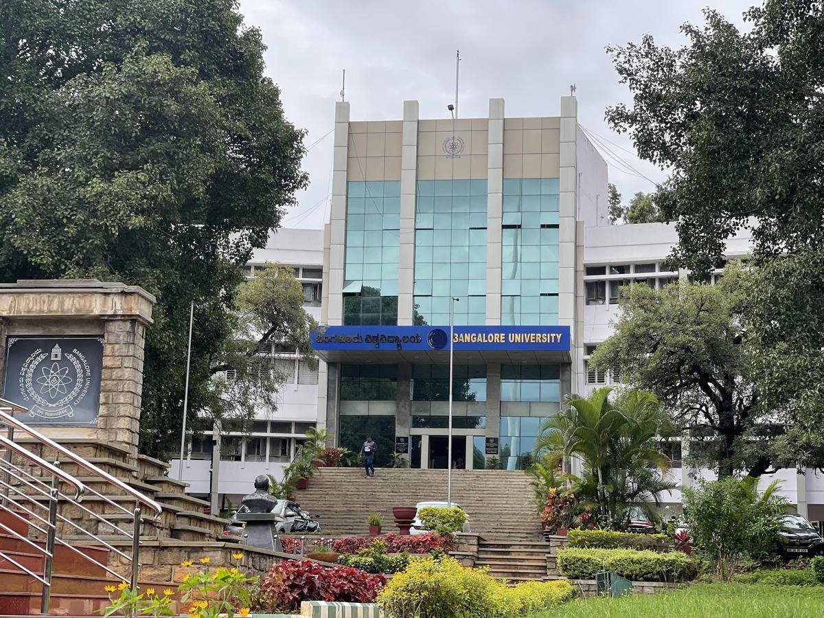 Karnataka HC notice to State on plea questioning allocation of Jnana  Bharathi campus lands to various institutions - The Hindu