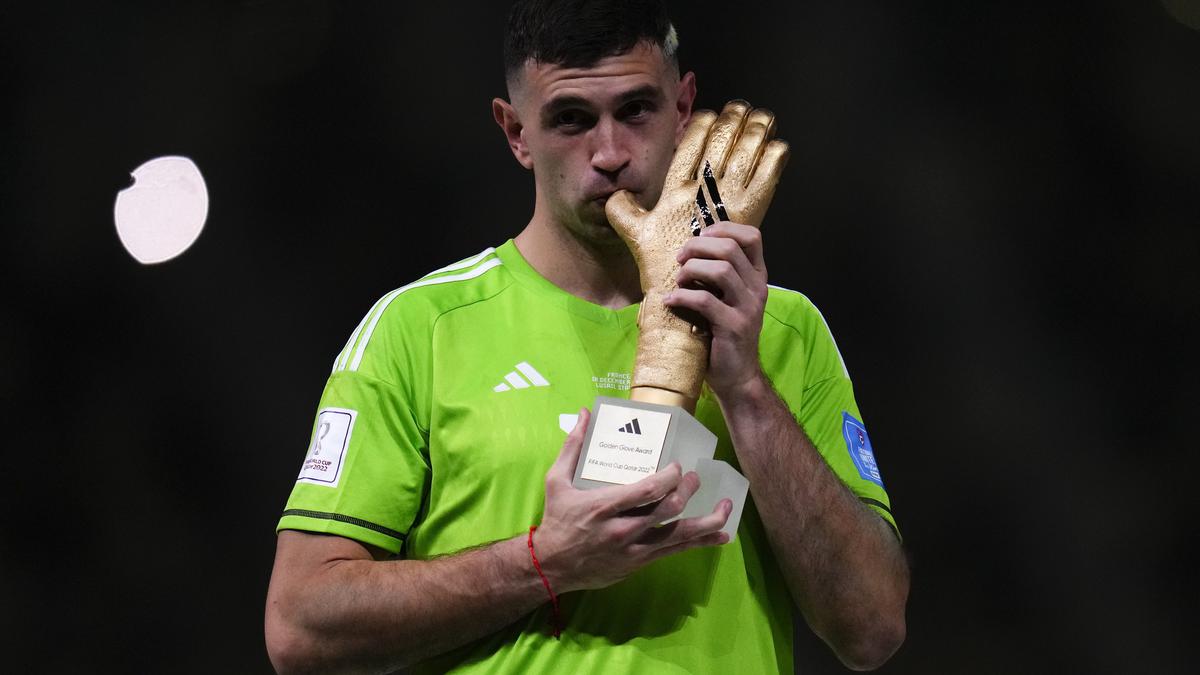 FIFA World Cup 2022 | Martinez slammed for Golden Glove celebration