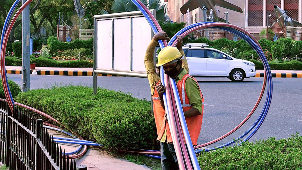 SC grants telcos’ interest waiver on tax dues on licence fees