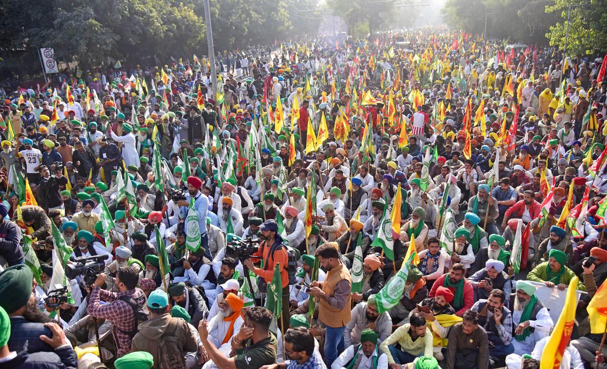 Scores of farmers gather in Punjab, Haryana on call of Samyukta Kisan Morcha 