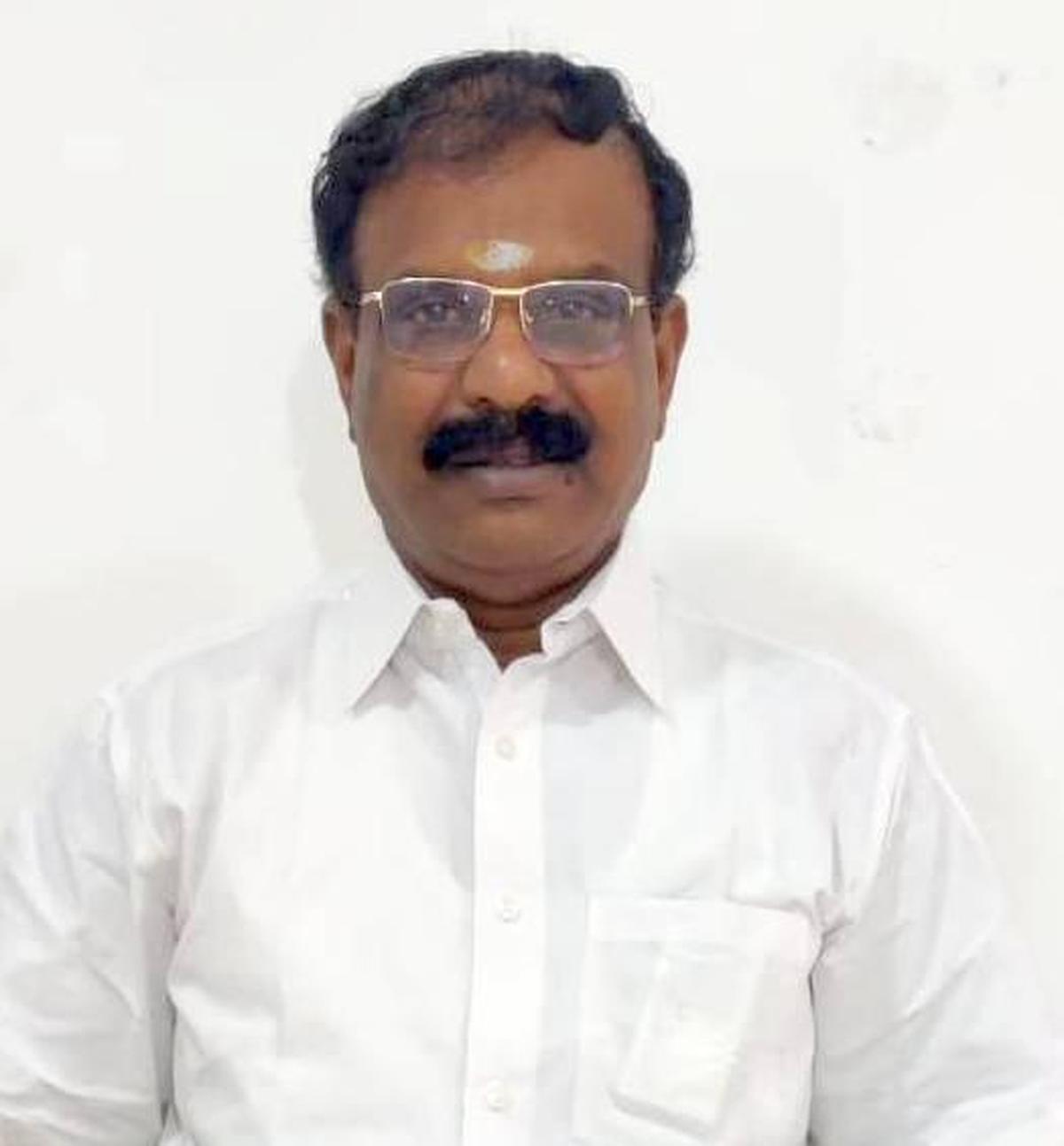 Mangulam K. Mahendran. Mangulam K. Mahendran.