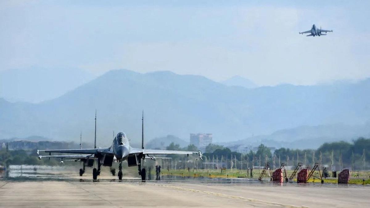 China carries out combat drills around Taiwan again