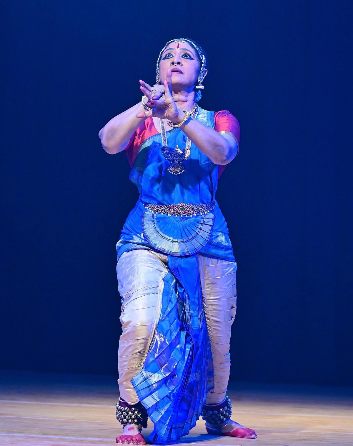 मीनाक्षी चितरंजन की 'श्री लक्ष्मी वराह' अपनी कथात्मक सुसंगतता के लिए उल्लेखनीय है।