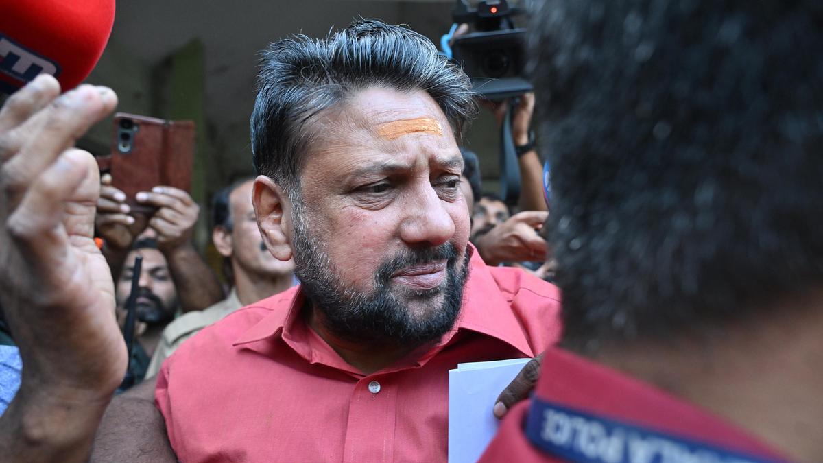 Congress seeks to implicate CMO in ‘wrongful arrest’ of Tantri in the Sabarimala gold theft case