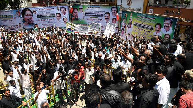 AIADMK cadre protest against power tariff hike
