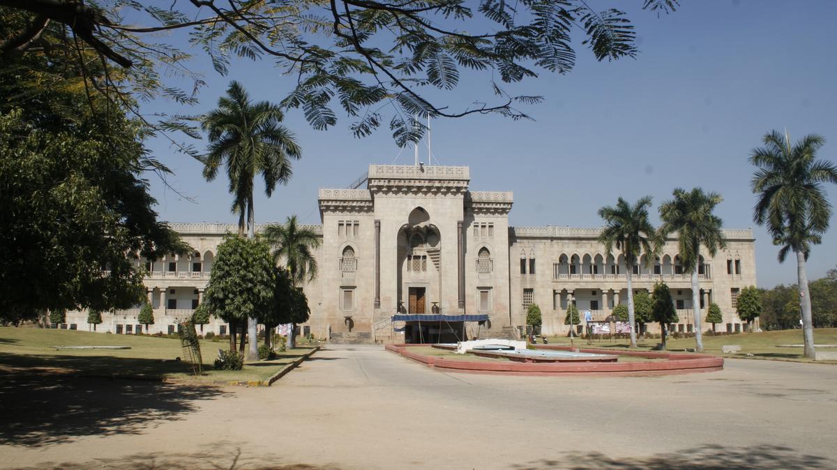 https://th-i.thgim.com/public/incoming/m0oups/article69973988.ece/alternates/LANDSCAPE_1200/14hyng_Osmania_University__04.jpg
