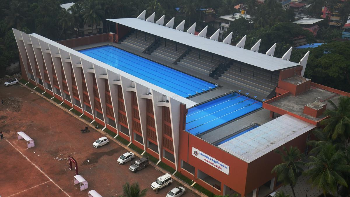 MCC wants Yemmekere swimming pool to be handed over to the corporation for better maintenance