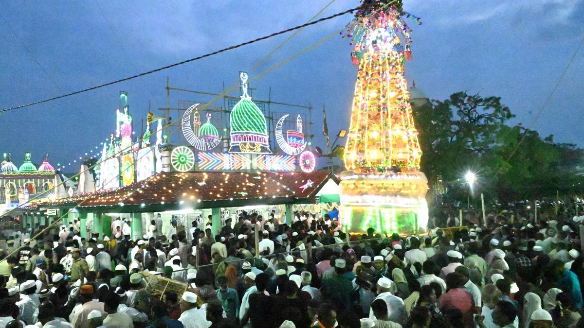 Symbolising communal harmony, thousands unite for 852nd Santhanakoodu festival at Erwadi Dargah