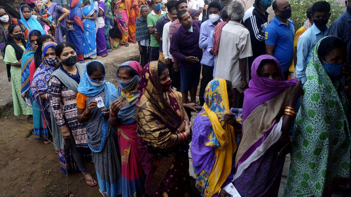 https://th-i.thgim.com/public/incoming/m2xqzj/article70118860.ece/alternates/LANDSCAPE_1200/90092_22_2_2022_18_6_9_3_PANCHAYAT_ELECTION_7.JPG