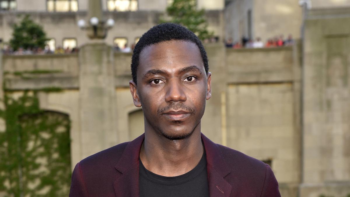 Comedian Jerrod Carmichael to host Golden Globes 2023