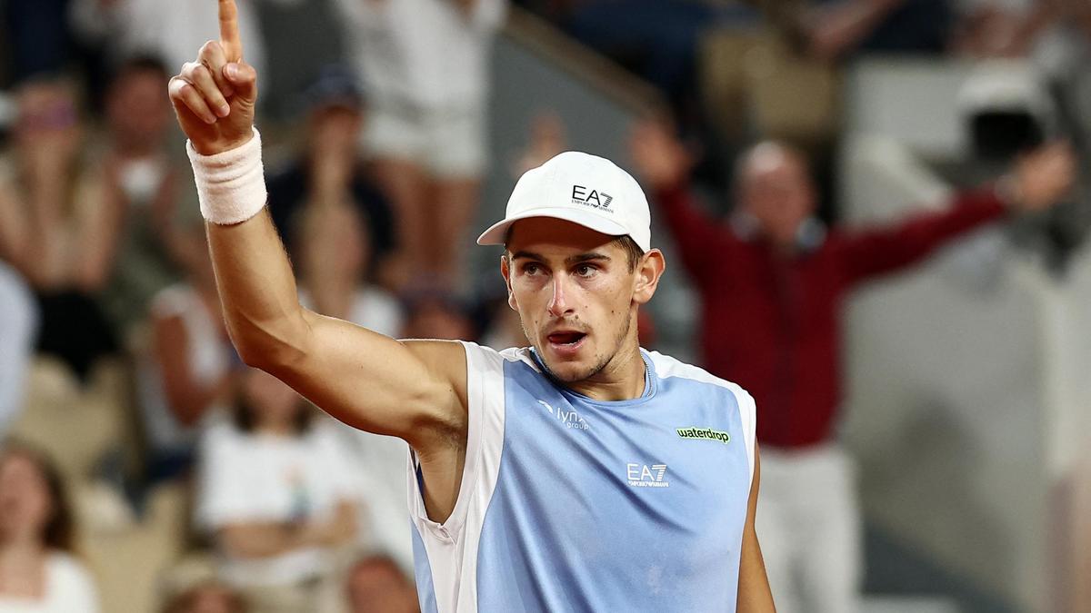 French Open 2026: Marathon man Arnaldi makes it three Italian men in quarterfinals, even without Sinner
