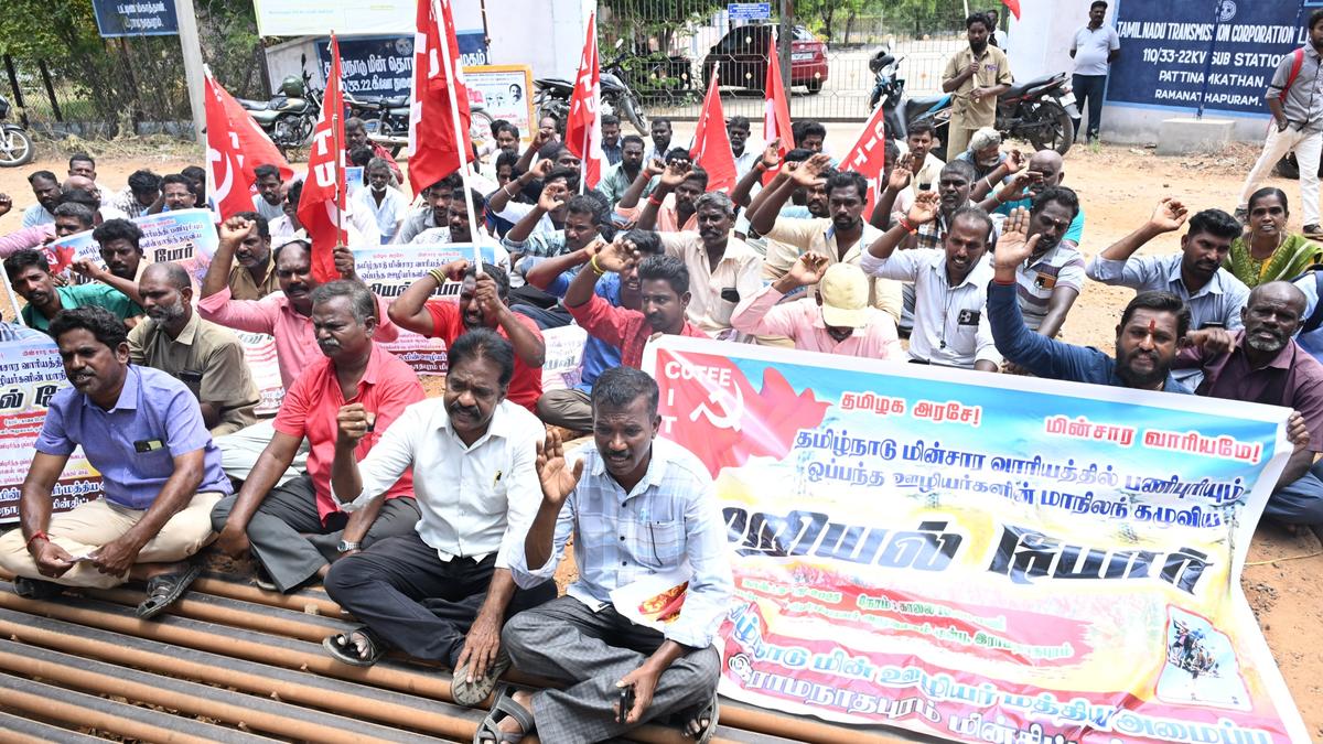 TANGEDCO contract workers protest demanding regularisation