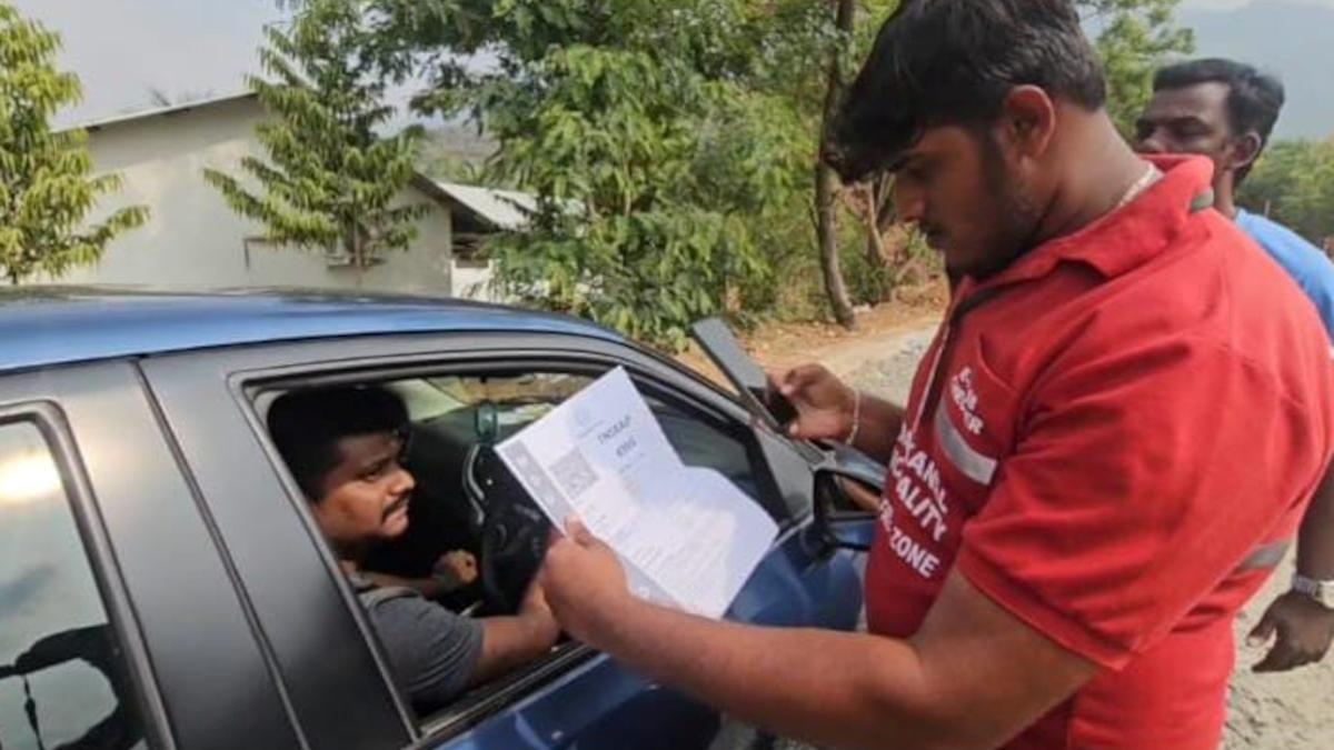 E-pass system begins in Kodaikanal; 806 vehicles enter with 4,307 passengers on day one
