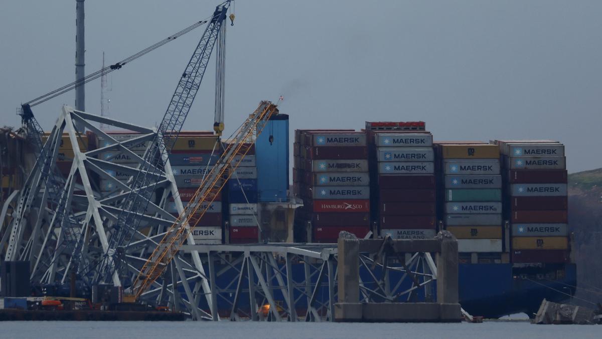 Baltimore bridge collapse | Crews carefully start removing first piece of twisted steel