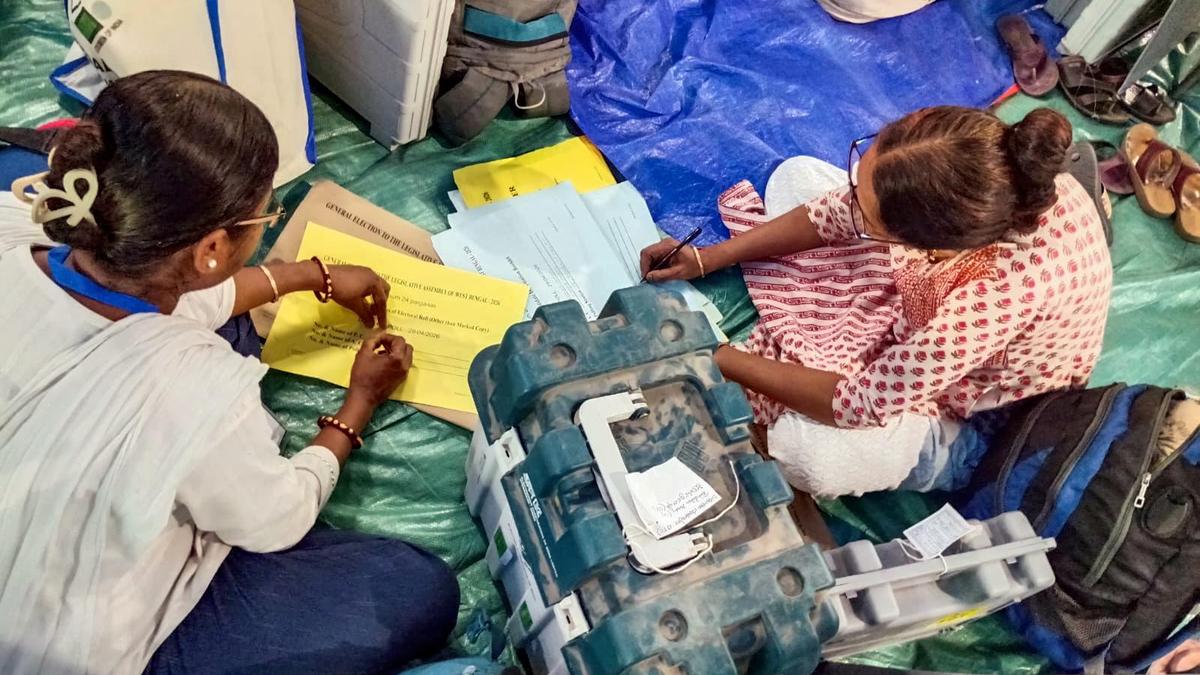 West Bengal election: ECI orders repoll in 15 booths of two constituencies on May 2