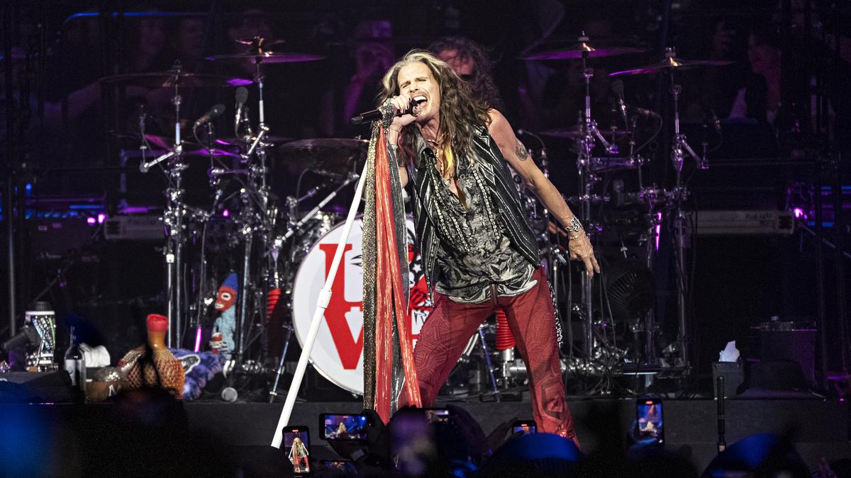 Legendary rock band Aerosmith announces retirement from touring