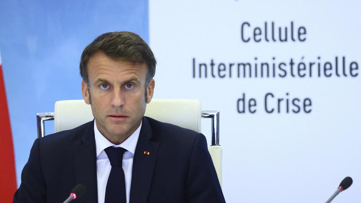 France president Emmanuel Macron weakened by crisis over police killing