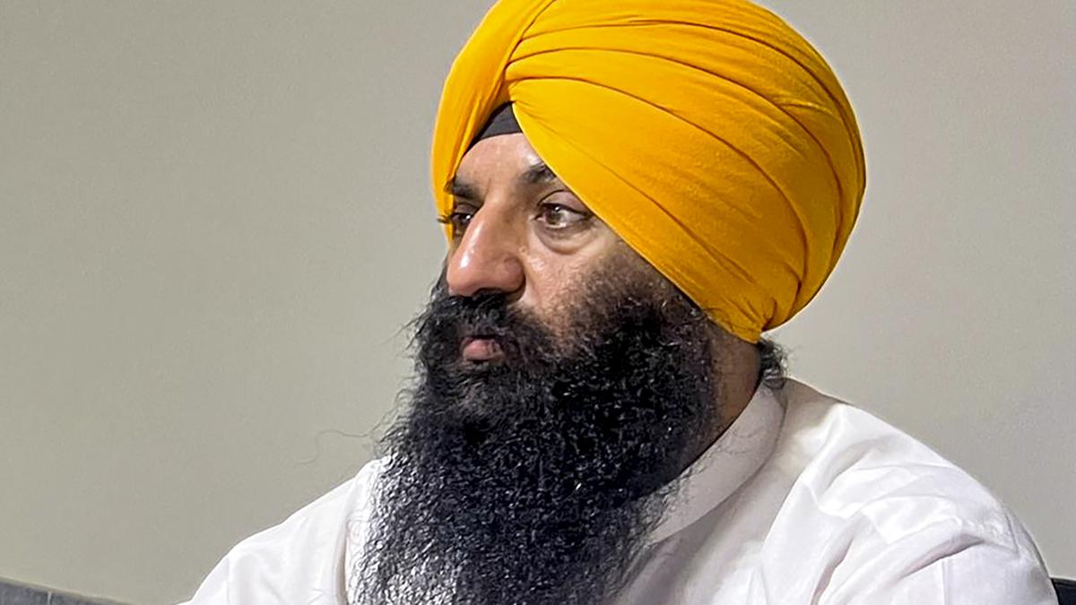 Pakistan gets first Sikh minister in Punjab province