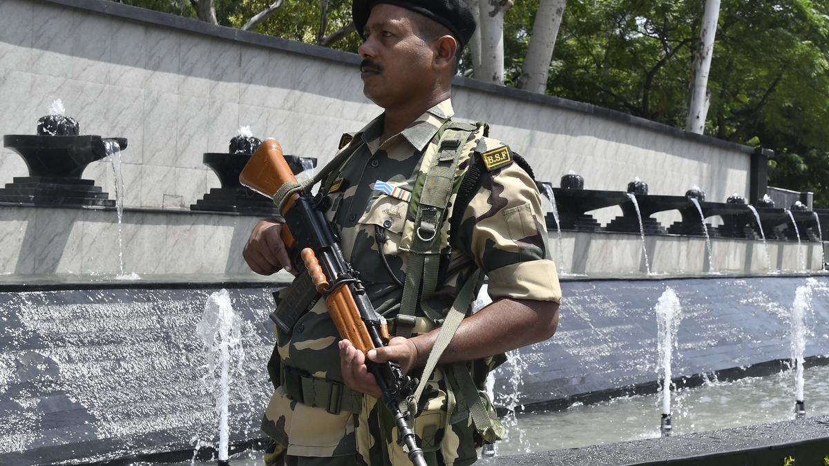 Fountains mere art pieces, says L-G; AAP approaches police