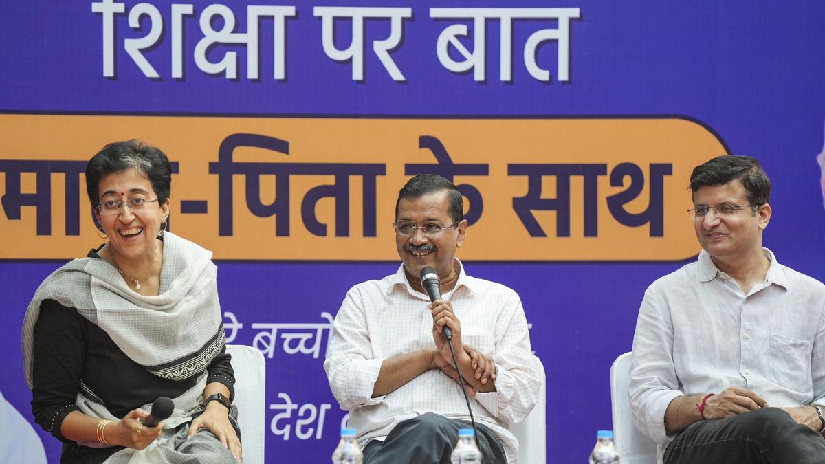 Kejriwal hints at fielding new faces in Delhi Assembly poll