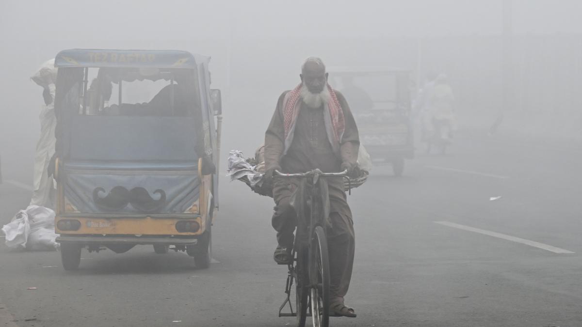 लाहौर वायु प्रदूषण: यूनिसेफ ने बच्चों, गर्भवती महिलाओं पर ‘विनाशकारी प्रभाव’ की चेतावनी दी