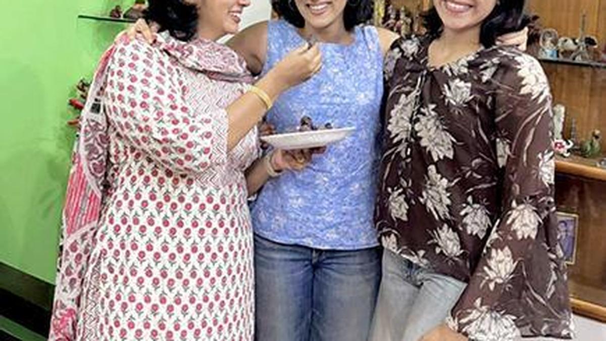 Belagavi girl stands second in PU commerce in State