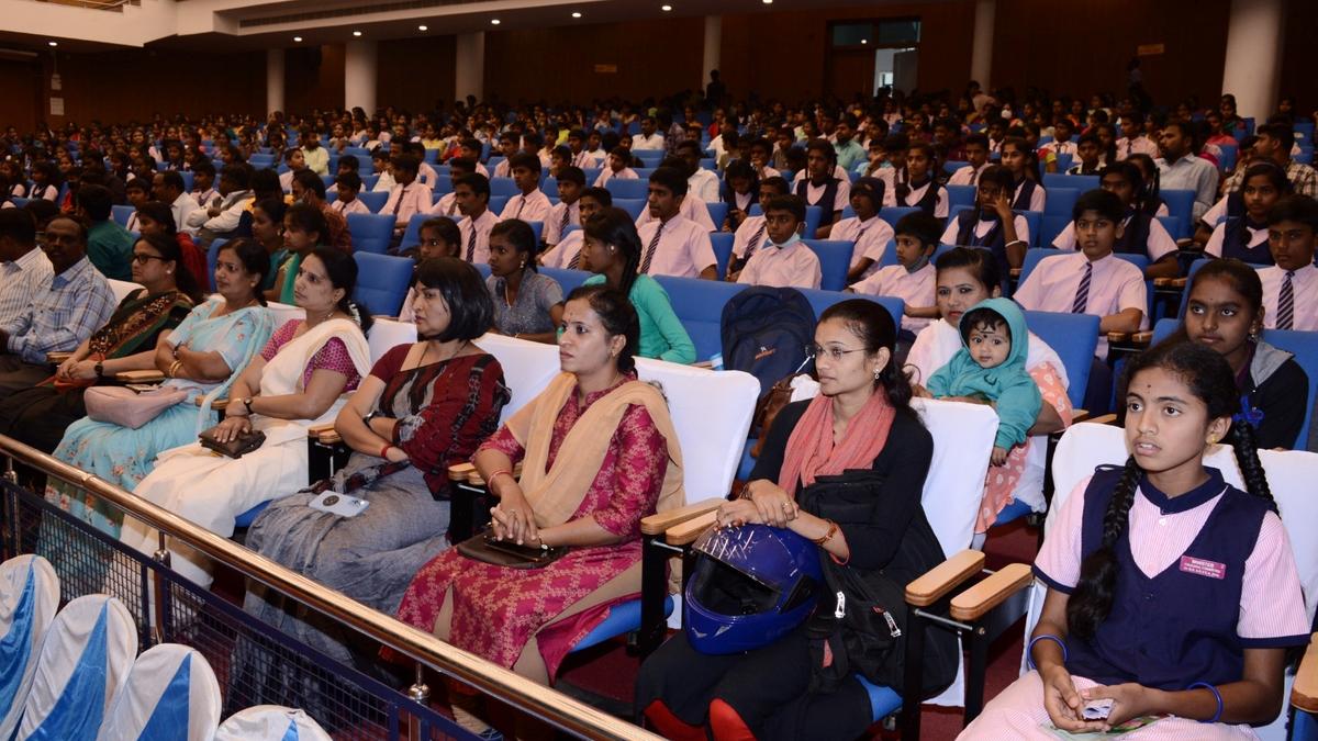 2.5 lakh students studying in 830 govt. residential schools: Minister