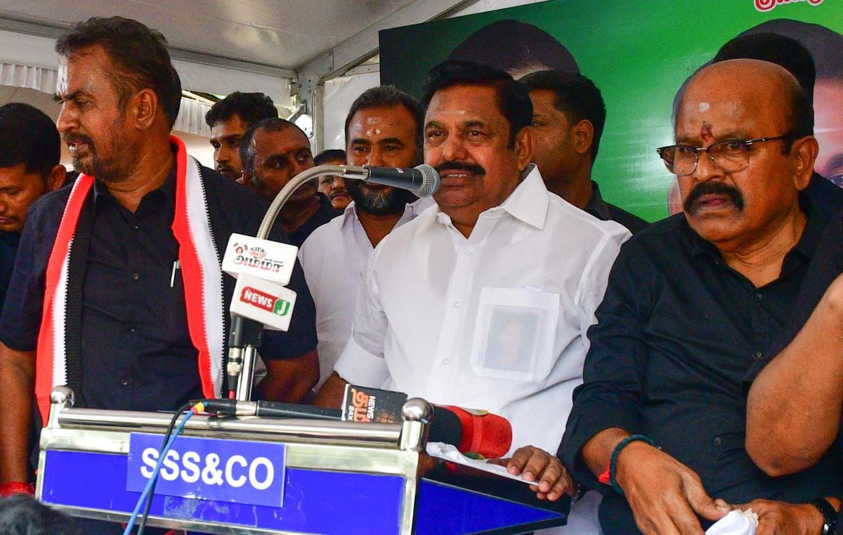 Palaniswami announces Statewide agitation, urges DMK to withdraw hikes in property tax, EB tariff, milk prices