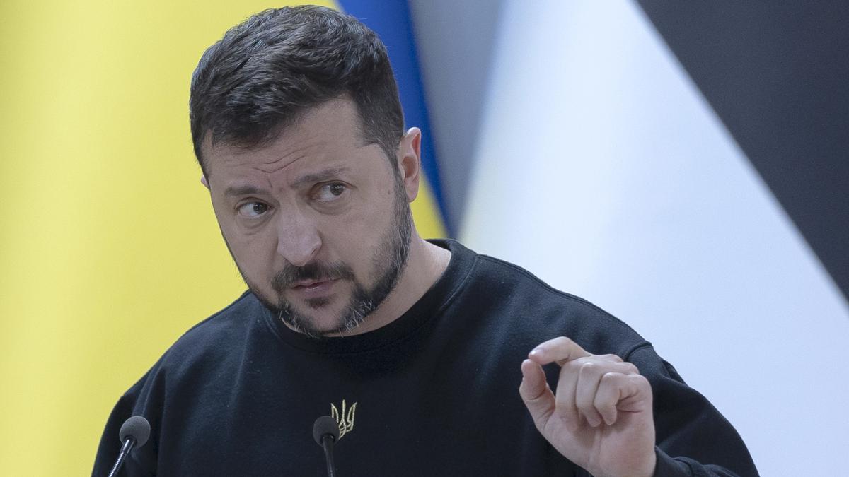 Volodymr Zelenskyy arrives in Rome for meetings with Pope Francis, Italian leaders
