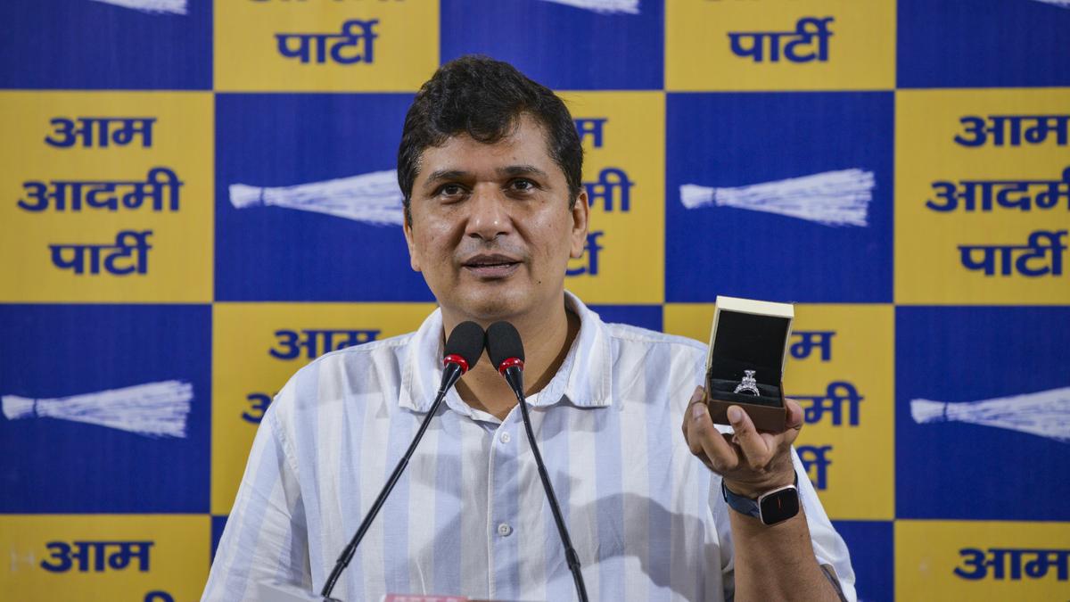 AAP accuses EC of ‘inaction’ over voter deletions