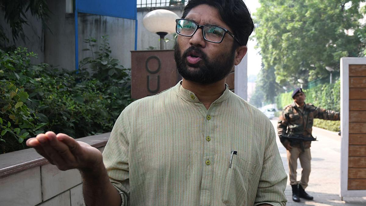 Dalit man dies after being beaten by hotelier, his staffer; Congress MLA Jignesh Mevani seeks arrest of 'casteist goons'
