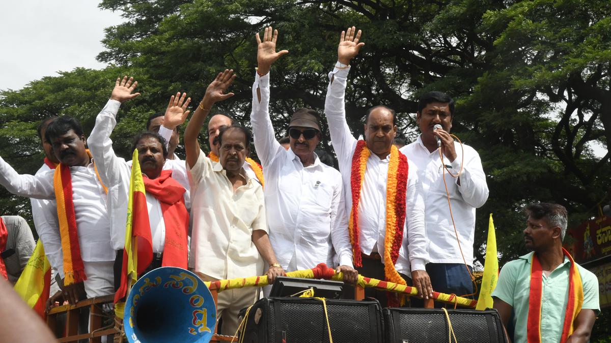 Karnataka Bandh | Vatal Nagaraj condemns State government’s use of brute force to stifle protest over Cauvery row