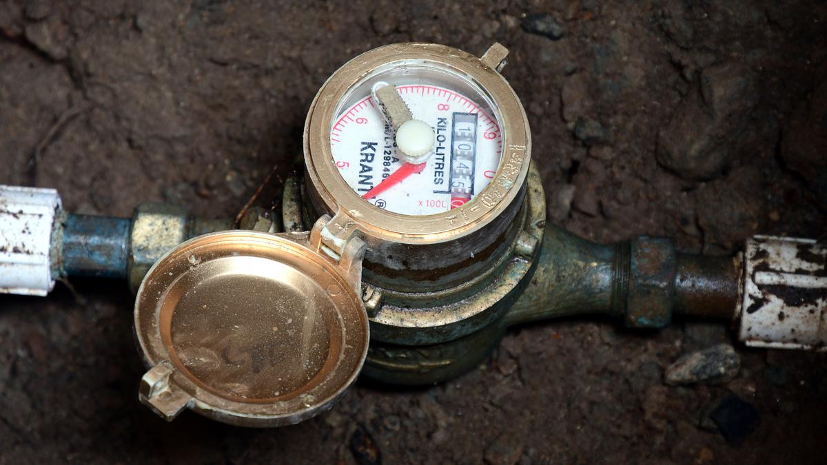 Tiruchi Corporation to expedite installation of smart meters for non-domestic drinking water connections