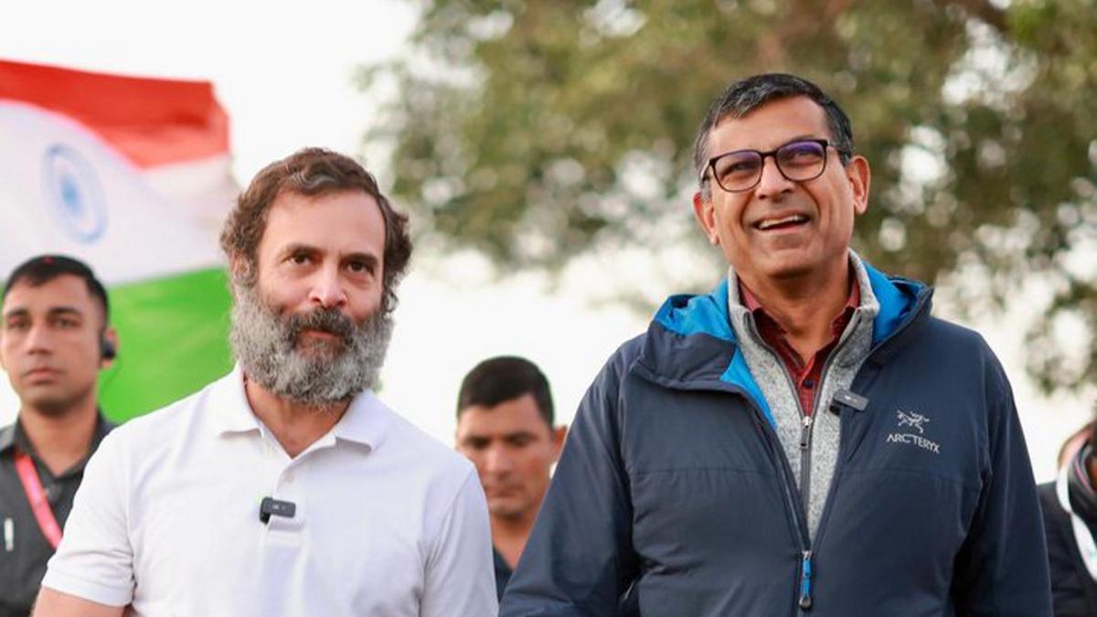 Ex-RBI Governor Raghuram Rajan joins Rahul Gandhi’s Bharat Jodo Yatra in Rajasthan