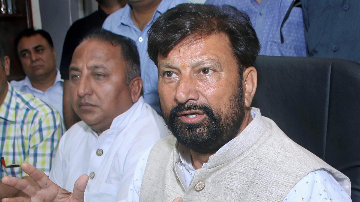 Ex-BJP Minister Lal Singh urges locals to join Rahul Gandhi’s Bharat Jodo Yatra in Jammu