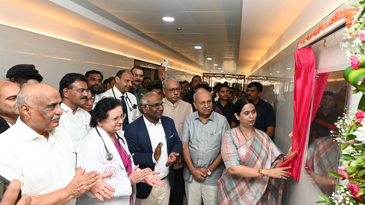 KLE Society’s contribution to Belagavi immense: Minister Laxmi Hebbalkar