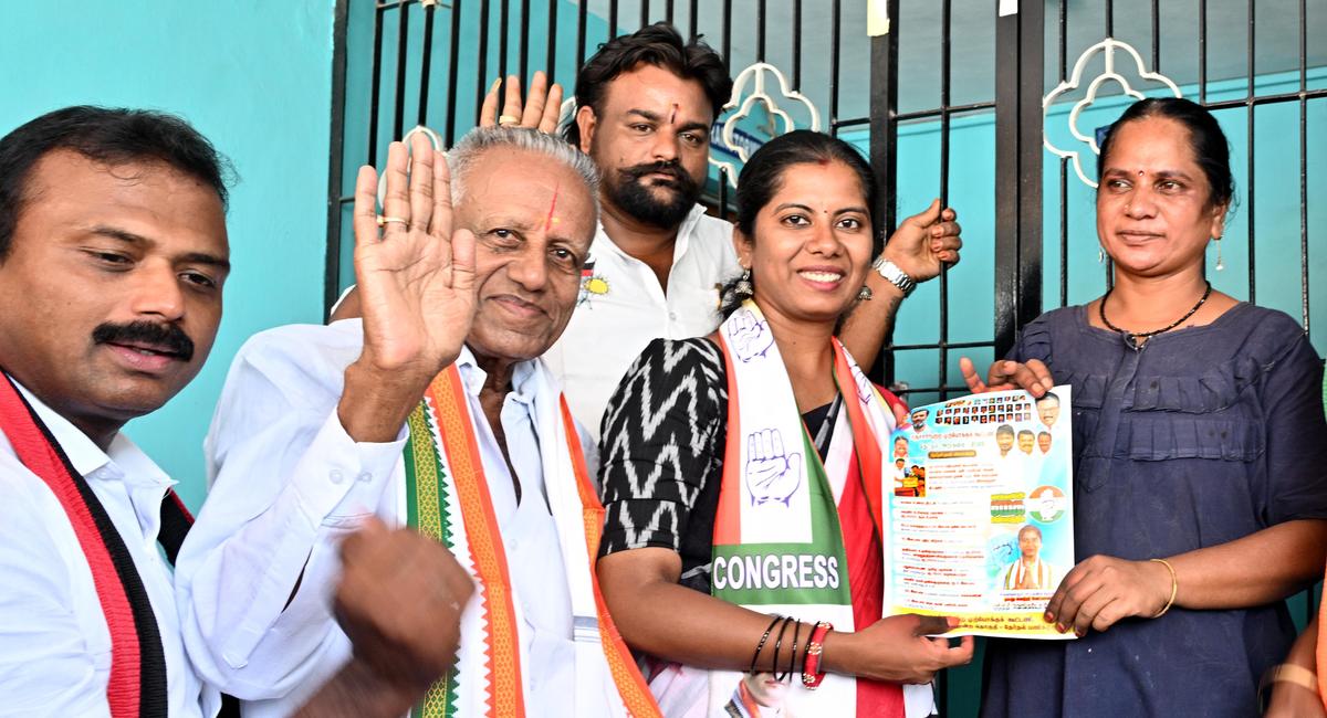 T.N. Assembly election: Candidates look for landslide victory in Singanallur