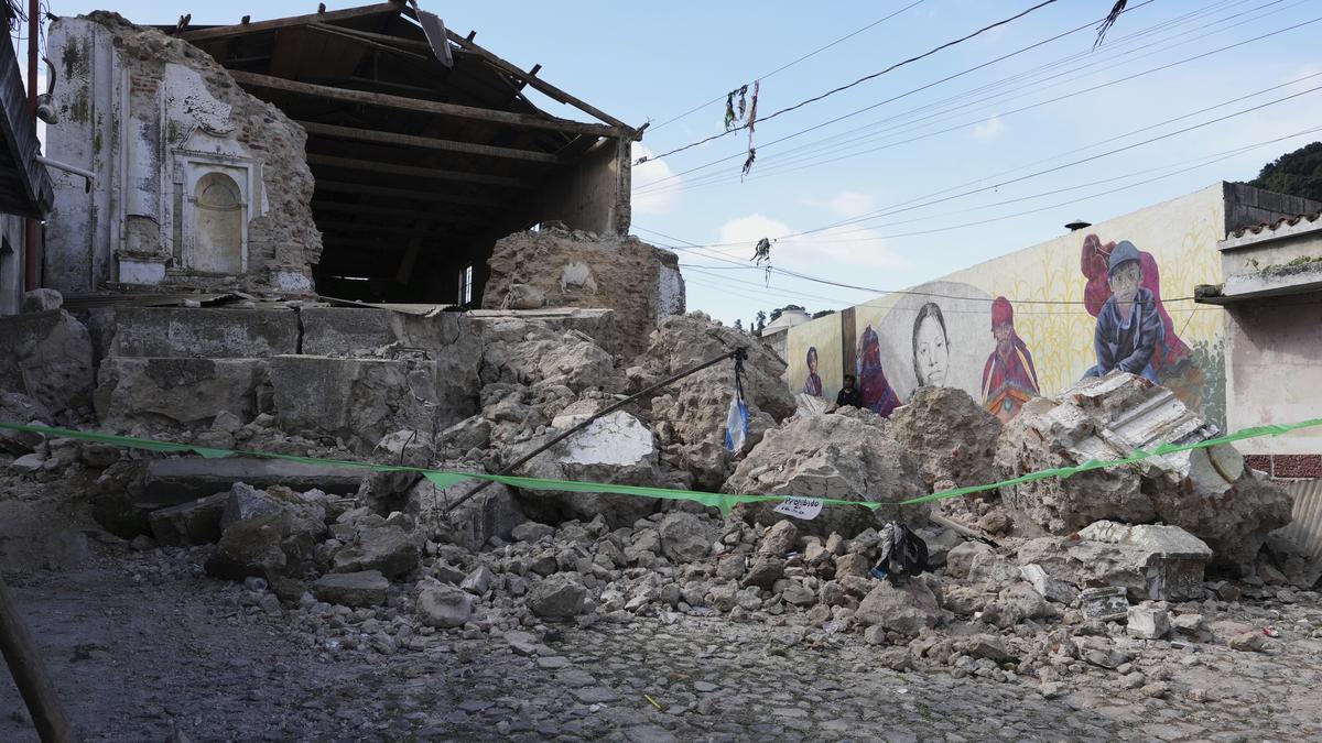 Death toll from dozens of earthquakes and aftershocks in Guatemala rises to four