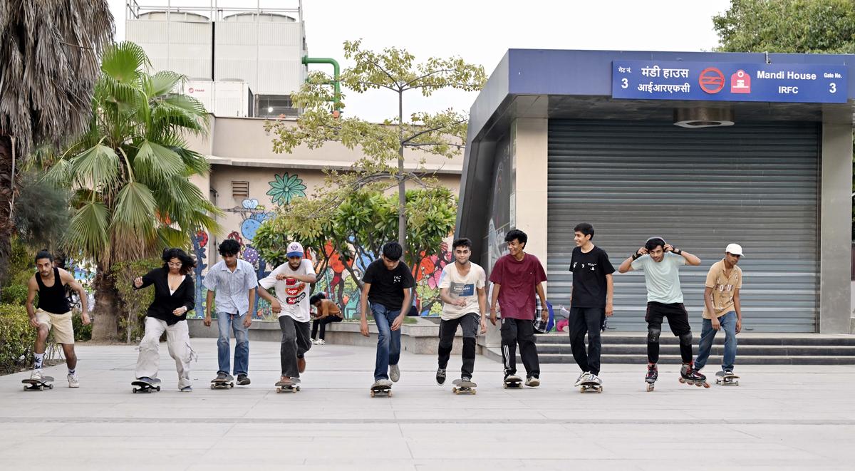 Delhi skaters Mandi Monkeys find a new turf at Mandi House metro ...