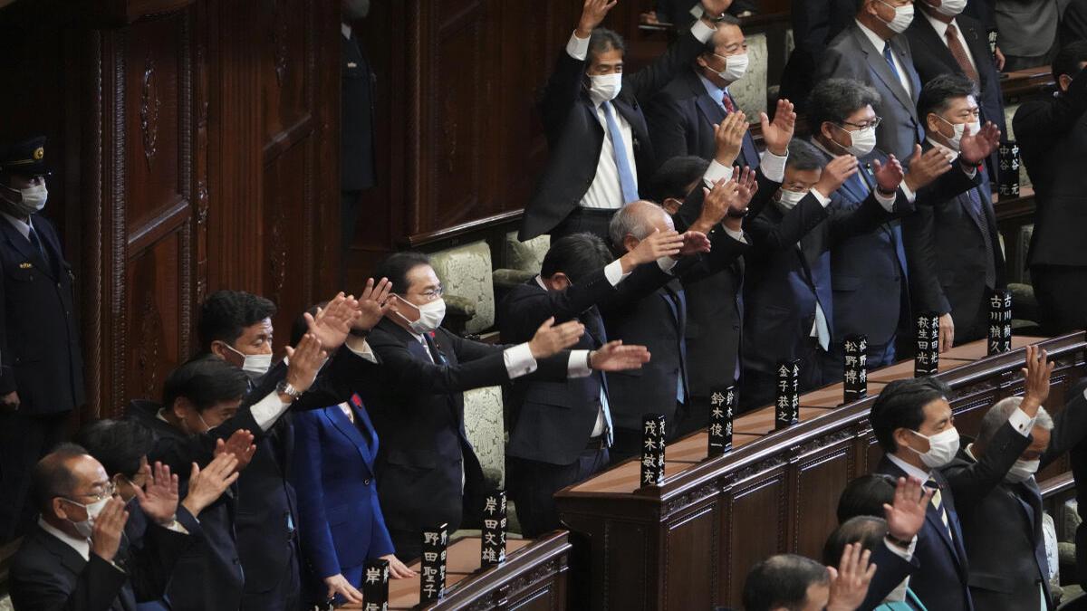 Japan Pm Fumio Kishida Dissolves Lower House For October 31 National Election The Hindu 3675