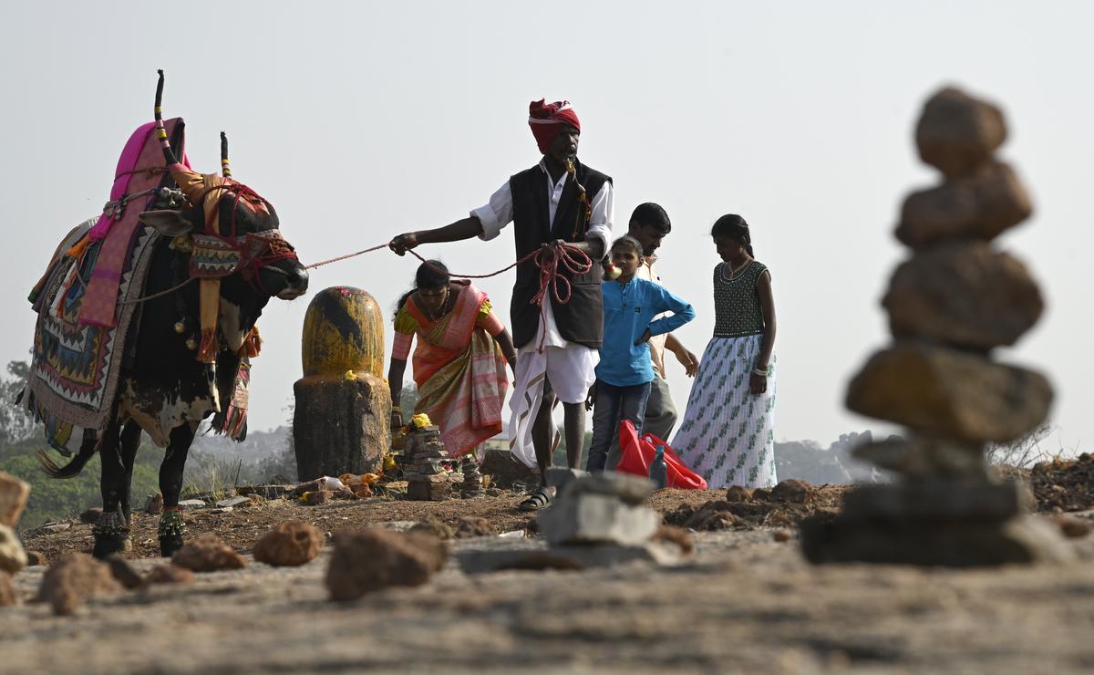 Devotees offering prayers on the occasion of Maha Shivratri at the Sri Rama Lingeshwara Swamy temple of Keesaragutta, Medchal-Malkajgiri district, on Wednesday.